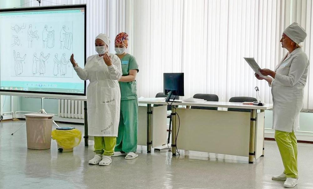 Техника надевания и снятия стерильного халата